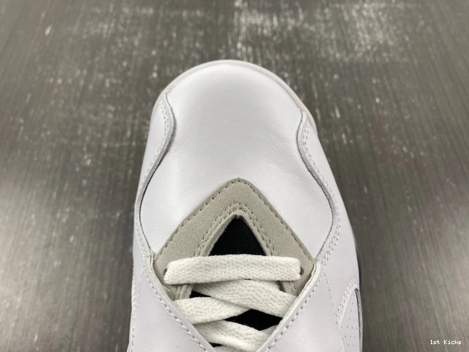 1st Kicks Air Retro (2013) Bugs 305381-103 Bunny 8 Jordan 0729